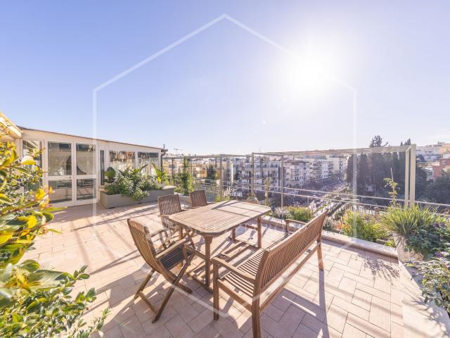 Appartamento in affitto di 200 m² in Via Teodoro Monticelli, 2