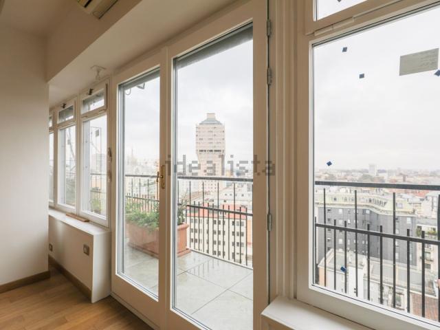 Appartamento in affitto di 200 m² in Corso Italia