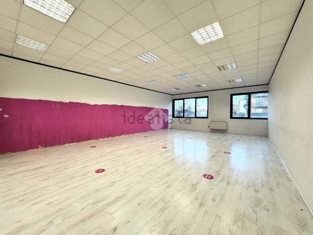 Appartamento in affitto di 204 m² in Via Ettore Bignone, 81