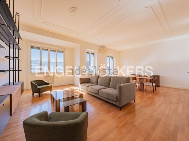 Appartamento in affitto di 205 m² in Piazza della Repubblica, 25