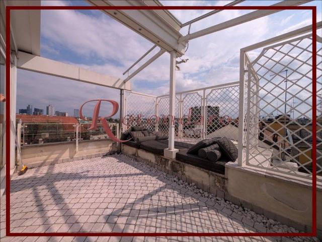 Appartamento in affitto di 210 m² in Via Cappuccini