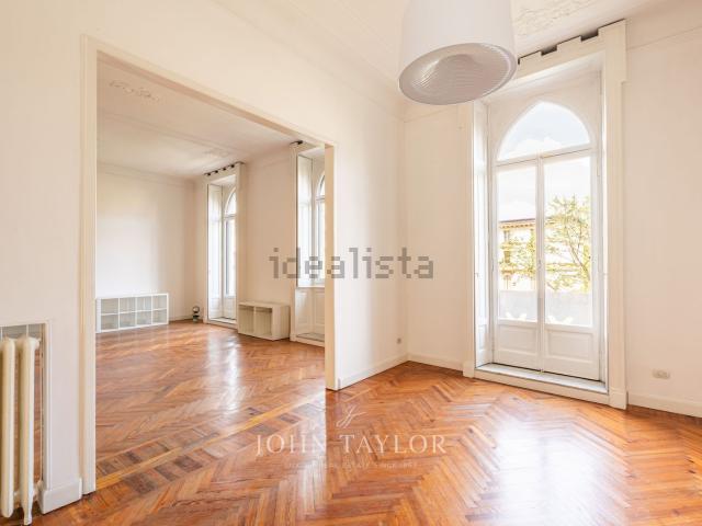Appartamento in affitto di 210 m² in Corso Monforte