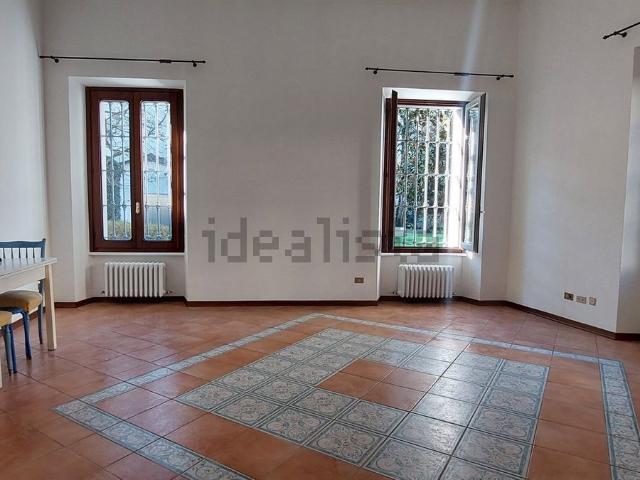 Appartamento in affitto di 220 m² in Via Bartolomeo Zucchi, 19