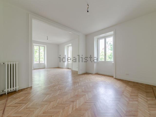 Appartamento in affitto di 220 m² in Piazza Sei Febbraio, 2