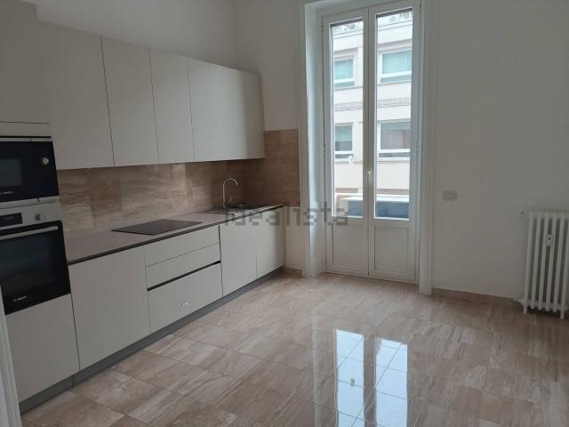 Appartamento in affitto di 222 m² in Piazza Santa Maria Beltrade