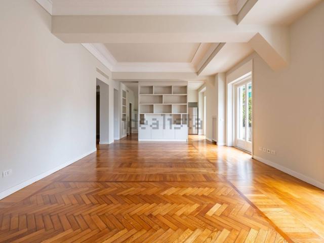 Appartamento in affitto di 224 m² in Via Gabrio Serbelloni
