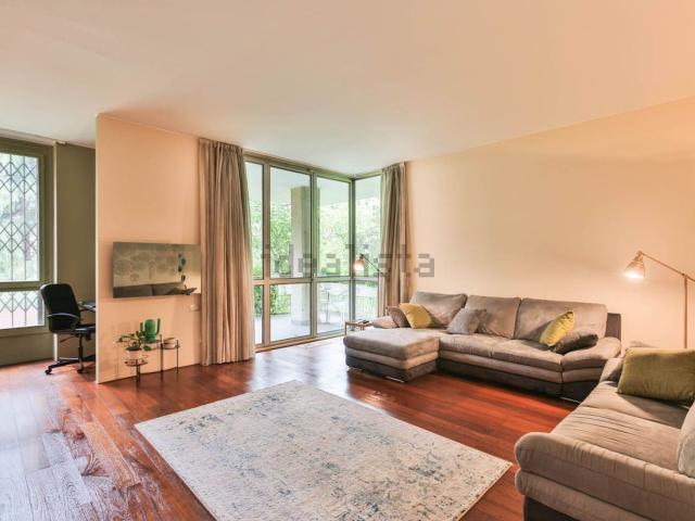 Appartamento in affitto di 225 m²
