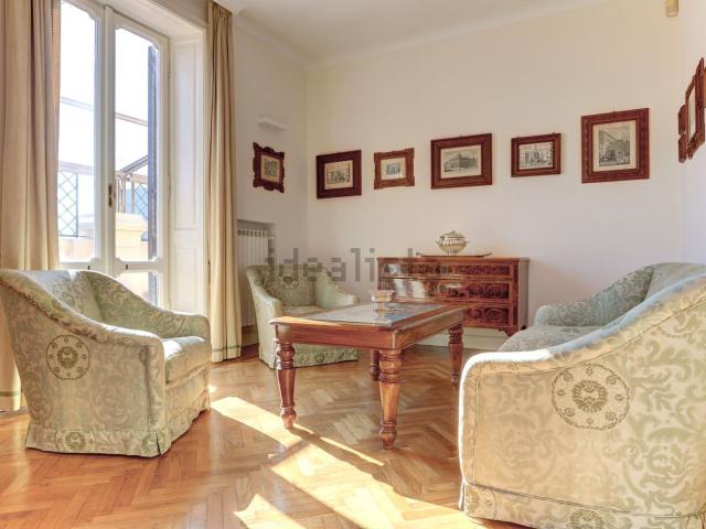 Appartamento in affitto di 225 m² in Via Gian Domenico Romagnosi, 10