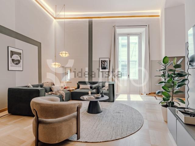 Appartamento in affitto di 230 m² in Via Santa Marta
