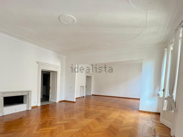 Appartamento in affitto di 242 m² in Via Lorenzo Mascheroni, 17