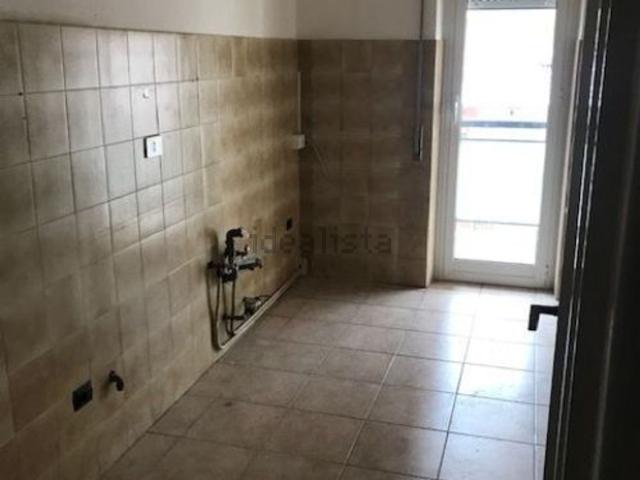 Appartamento in affitto di 250 m² in Via giovanni novelli