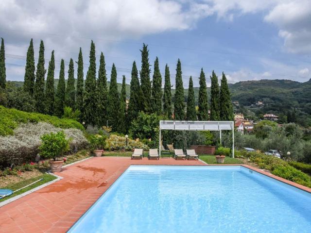 Appartamento in affitto di 250 m² in Via della Selva, 22
