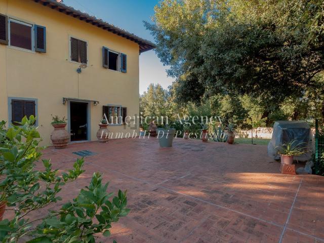 Appartamento in affitto di 250 m² in Via di San Romolo, 27