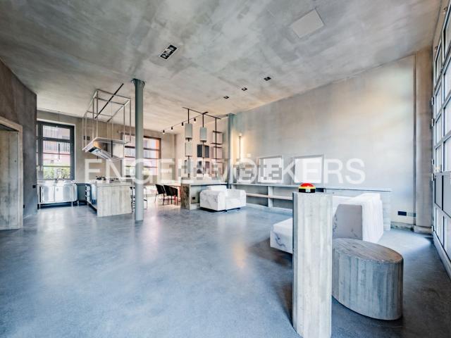 Appartamento in affitto di 255 m² in Via Carlo Imbonati, 5