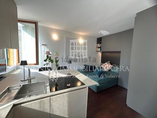 Appartamento in affitto di 25 m² in Calle de Le Muneghe