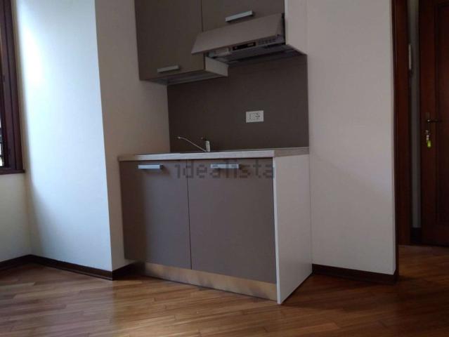 Appartamento in affitto di 25 m² in Piazza Camillo Benso Conte di Cavour, 10