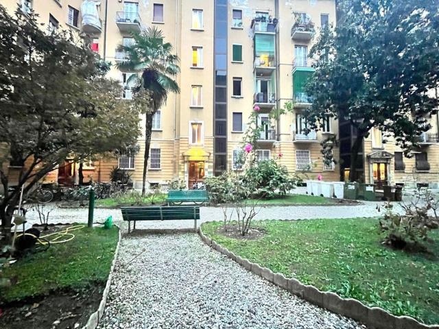 Appartamento in affitto di 25 m² in Via Andrea Maria Ampère, 40