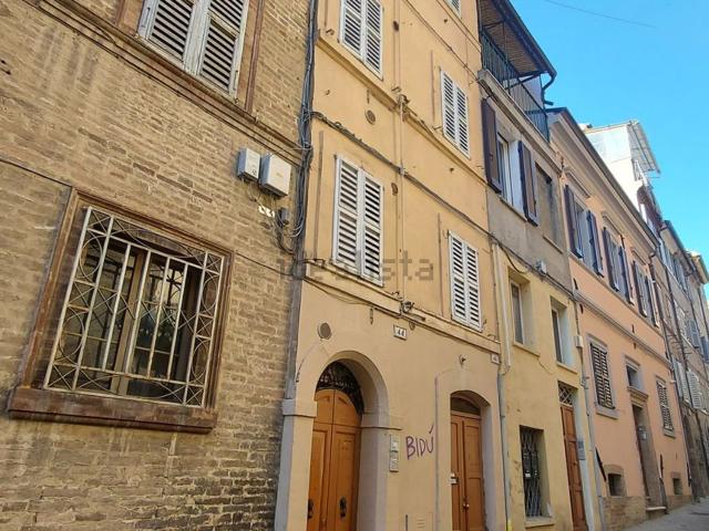 Appartamento in affitto di 25 m² in Via Francesco Crispi, 44