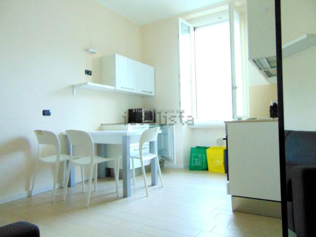 Appartamento in affitto di 25 m² in Via Giulio Uberti, 11
