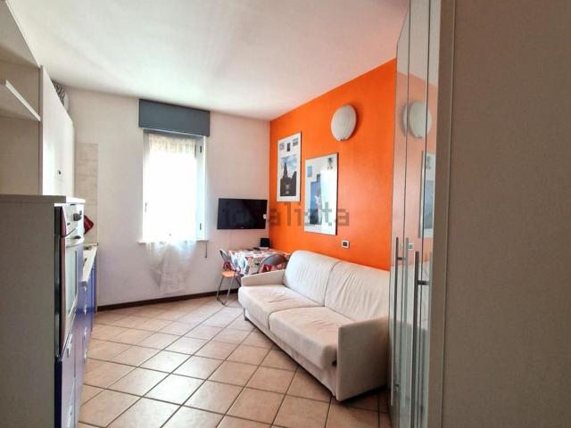 Appartamento in affitto di 28 m² in Via Attilio Momigliano