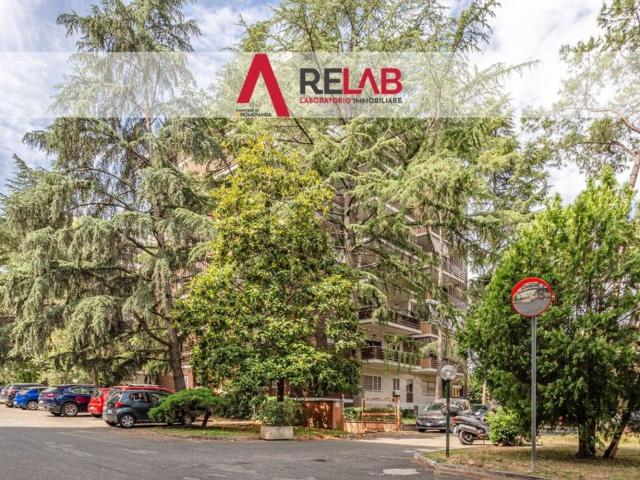Appartamento in affitto di 28 m² in Via del Serafico, 169