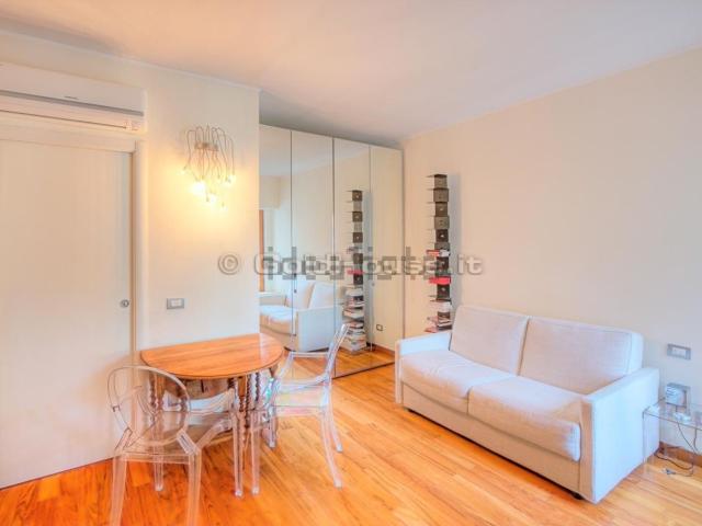 Appartamento in affitto di 28 m² in Via Domenico Cirillo