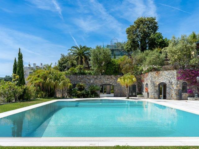 Appartamento in affitto di 298 m²