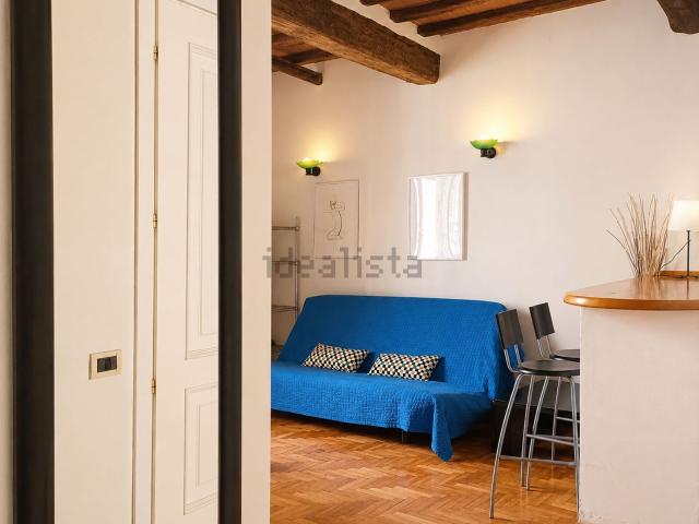 Appartamento in affitto di 33 m² in Via Cecco Angiolieri, 36