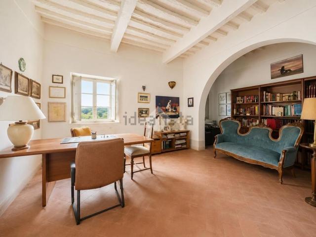 Appartamento in affitto di 300 m²