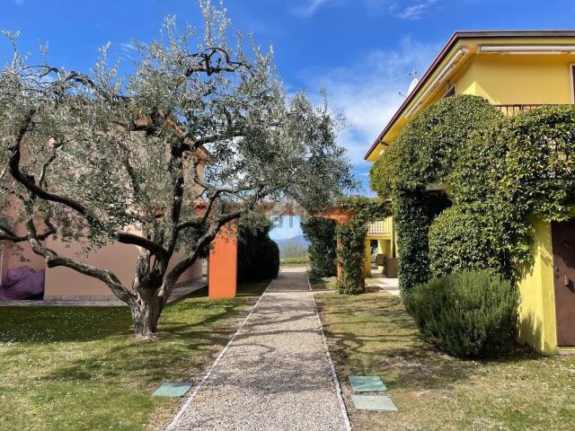 Appartamento in affitto di 30 m² in Strada VECCHIA VALQUAROLE, 1