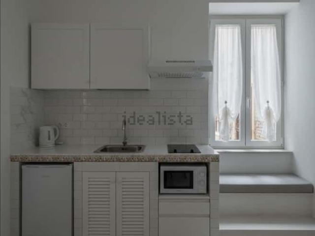 Appartamento in affitto di 30 m² in Via Barnabó, 1