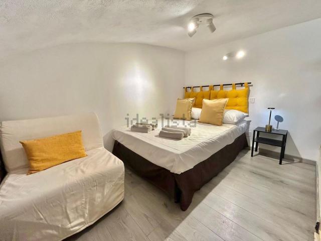 Appartamento in affitto di 30 m² in Via dei Tribunali, 194