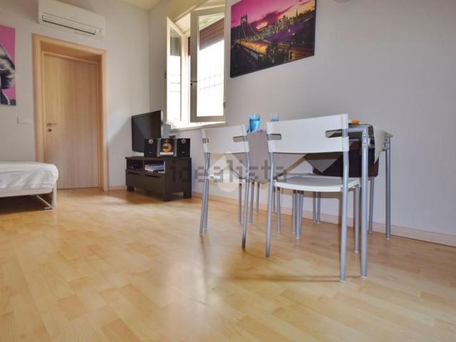 Appartamento in affitto di 30 m² in Via del Palazzo, 36