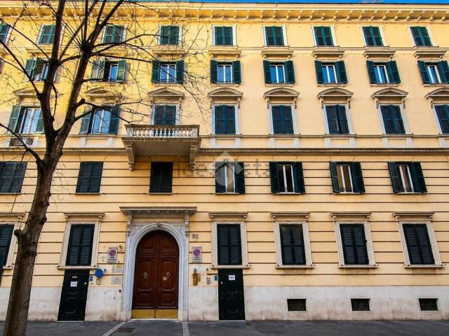 Appartamento in affitto di 30 m² in Via Germanico, 162