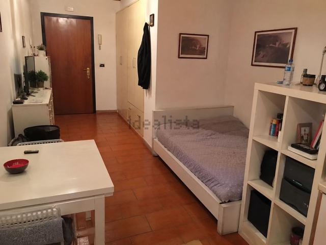 Appartamento in affitto di 30 m² in Via Oreste Regnoli