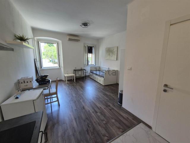 Appartamento in affitto di 31 m² in Piazza del Sansovino, 7