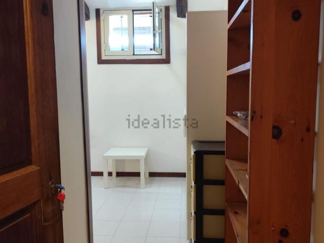 Appartamento in affitto di 32 m² in Via Germanico, 184