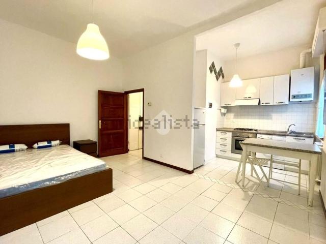 Appartamento in affitto di 32 m² in Via M. Roselli Cecconi, 16