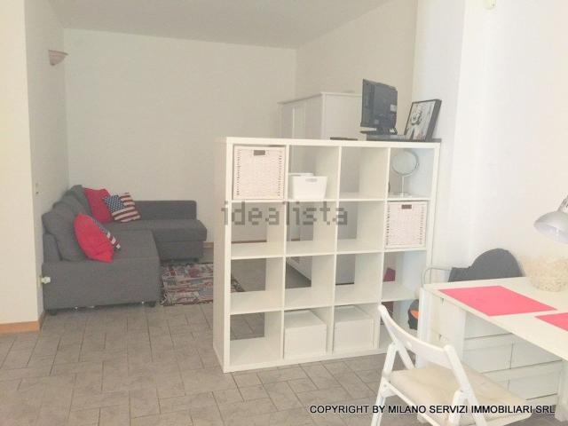 Appartamento in affitto di 32 m² in Via Maloia, 8