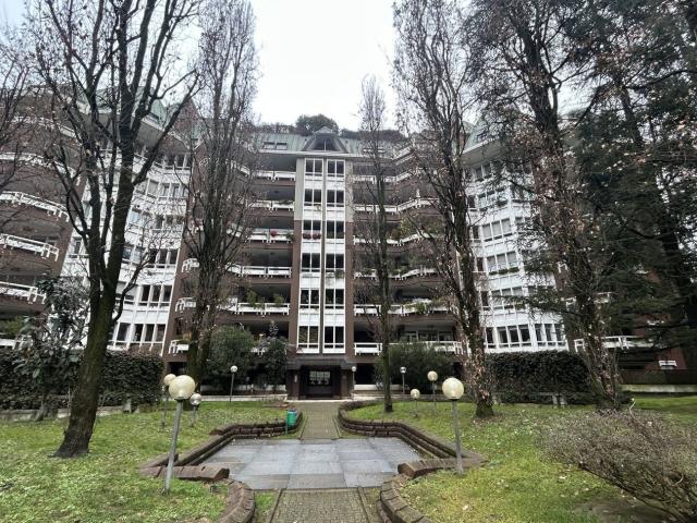 Appartamento in affitto di 330 m²