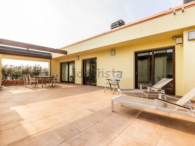 Appartamento in affitto di 340 m² in Via Principe Eugenio, 51
