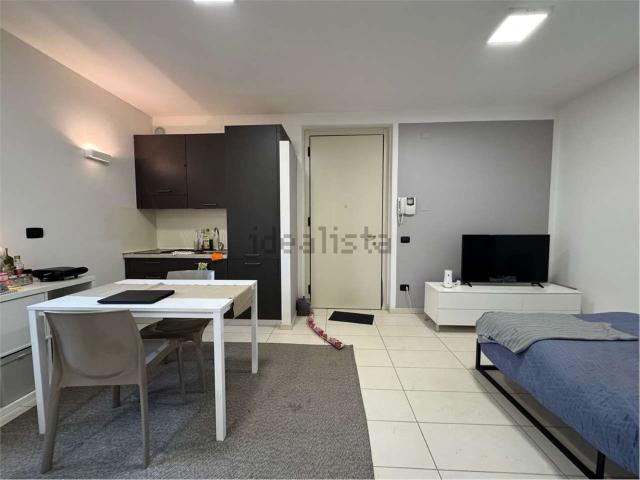 Appartamento in affitto di 34 m² in Via Tamagni