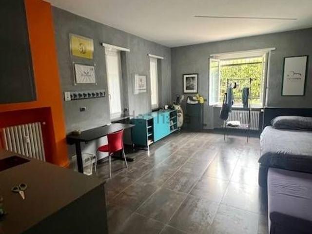 Appartamento in affitto di 35 m² in Strada alla Villa d&apos Agliè, 23