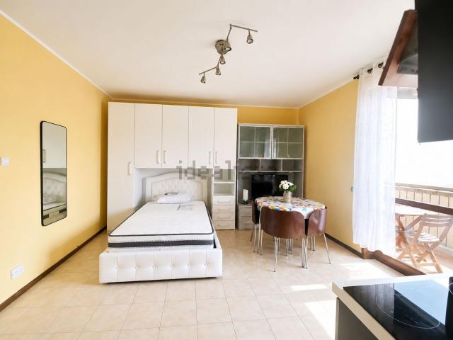 Appartamento in affitto di 35 m² in Via Cella Silvio, 59