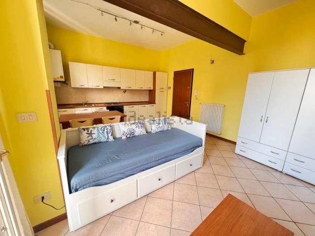 Appartamento in affitto di 35 m² in Via Emilia Est, 50