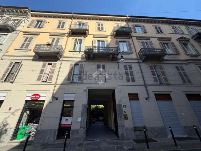 Appartamento in affitto di 35 m² in Via Fratelli Calandra, 11