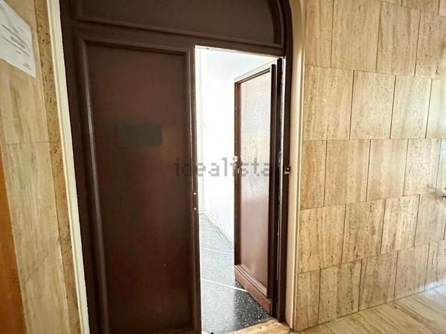 Appartamento in affitto di 35 m² in Via Giovanni Antonio Amadeo, 32