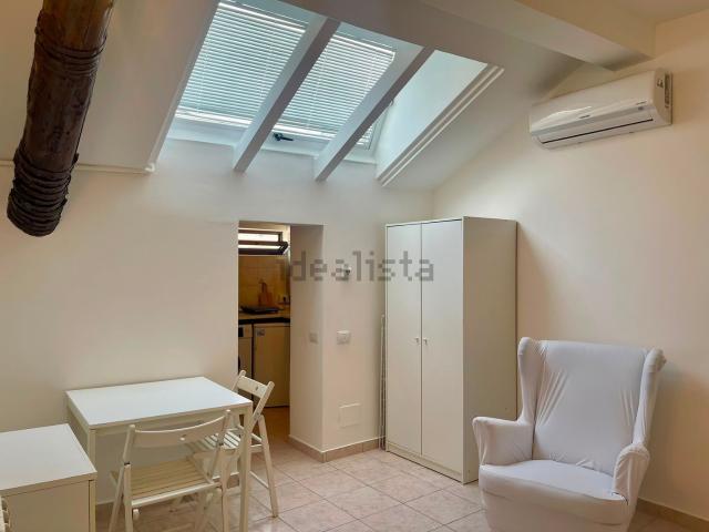 Appartamento in affitto di 35 m² in Via Giulio Carcano, 26