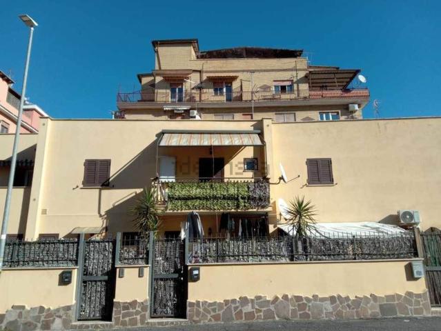 Appartamento in affitto di 35 m² in Via Jacopo Torriti