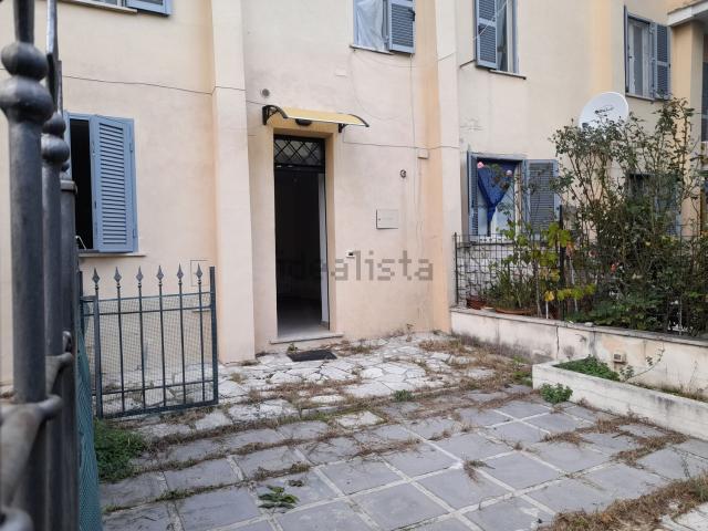 Appartamento in affitto di 35 m² in Via Ponte Gregoriano, 26